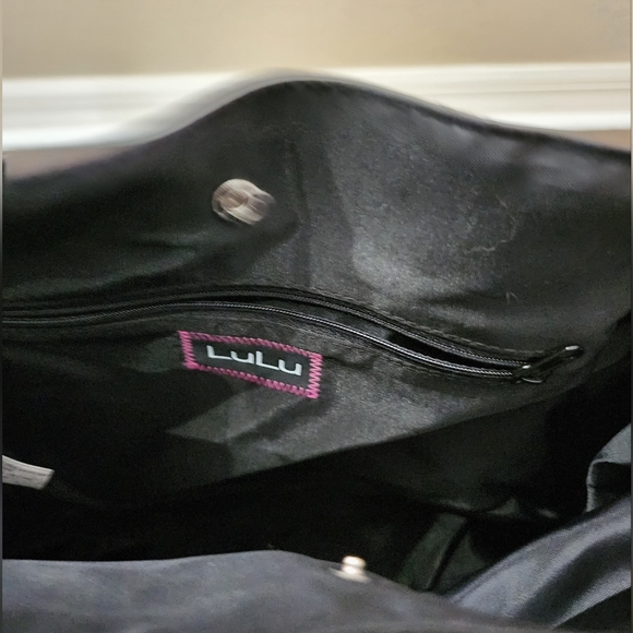 LuLu Black Quilted Patent Leather-look Purse - Picture 7 of 10